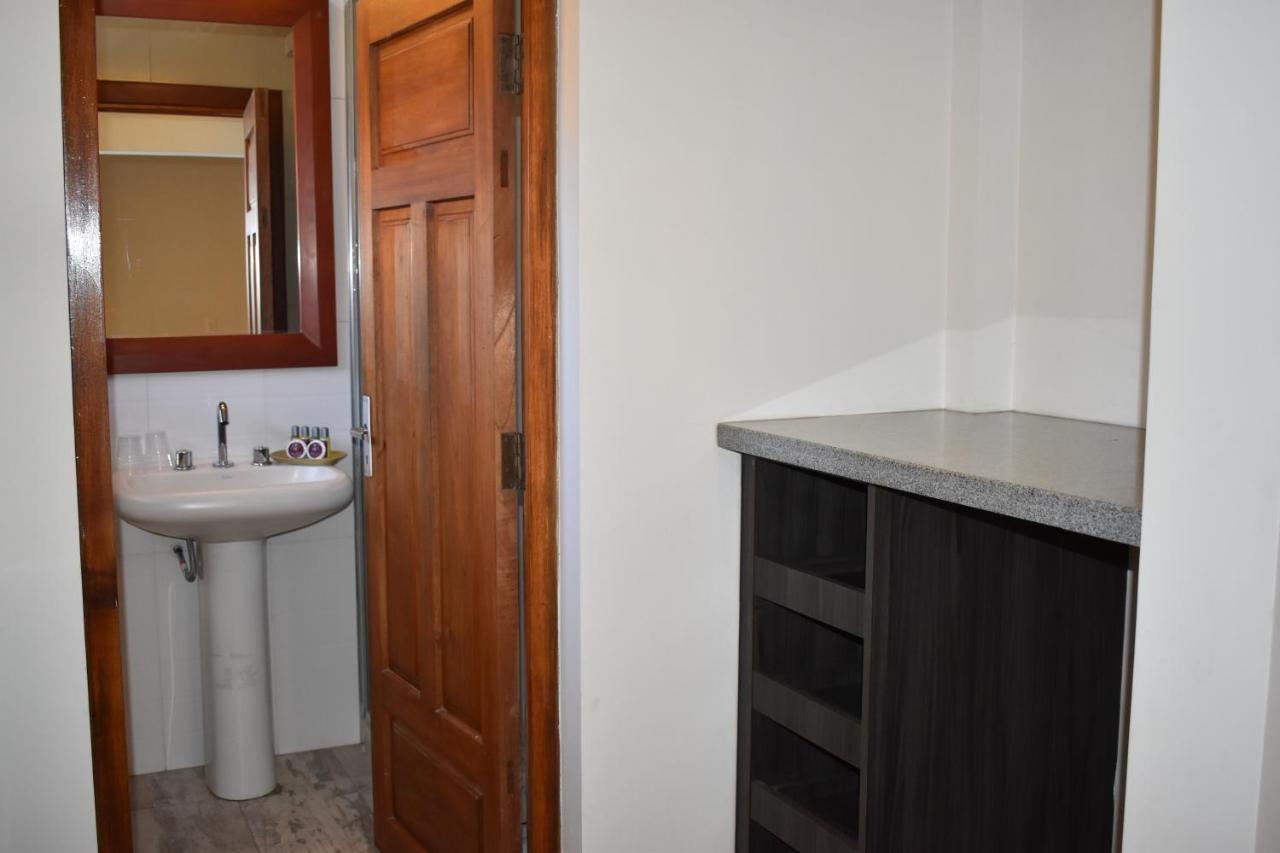 Hotel Boutique Vendimia Tarija Zewnętrze zdjęcie