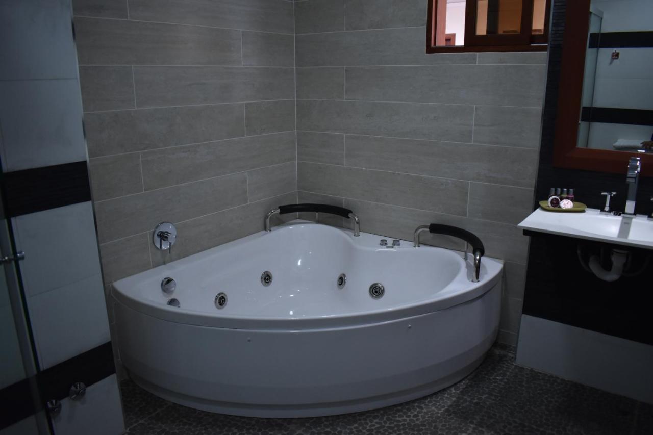 Hotel Boutique Vendimia Tarija Zewnętrze zdjęcie