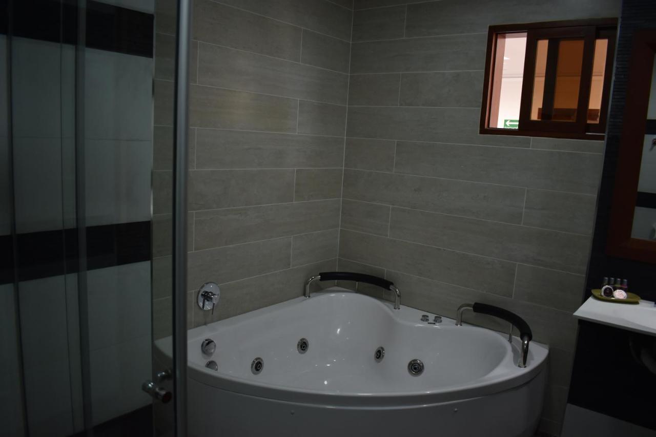Hotel Boutique Vendimia Tarija Zewnętrze zdjęcie